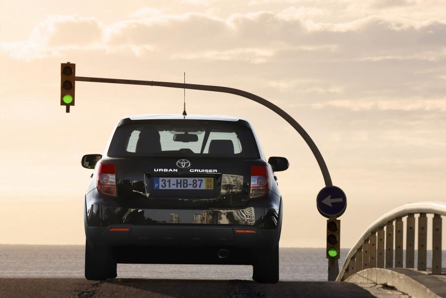  Toyota Urban Cruiser 2009 года  (фото 63 из 113)